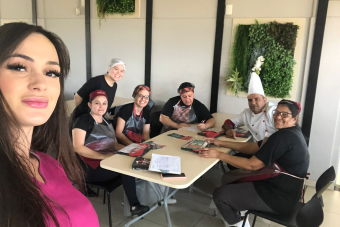 Visita aos trabalhadores da Casa Tempero,  unidade Agropalma em Limeira.